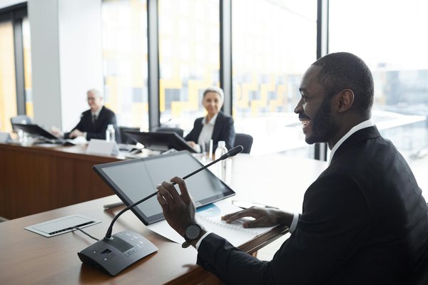 Quels sont les trois types d'entreprise ?
