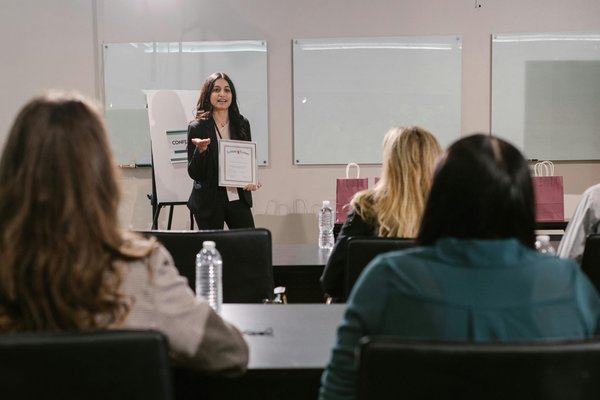 Boostez vos ventes grâce aux meilleures formations commerciales